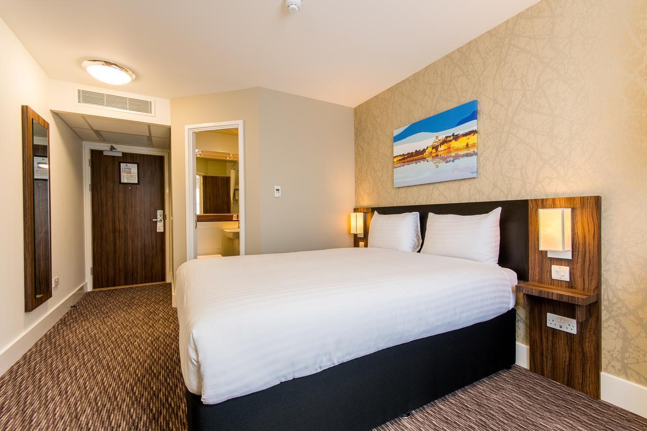 Willows, Blackburn By Marston'S Inn Экстерьер фото
