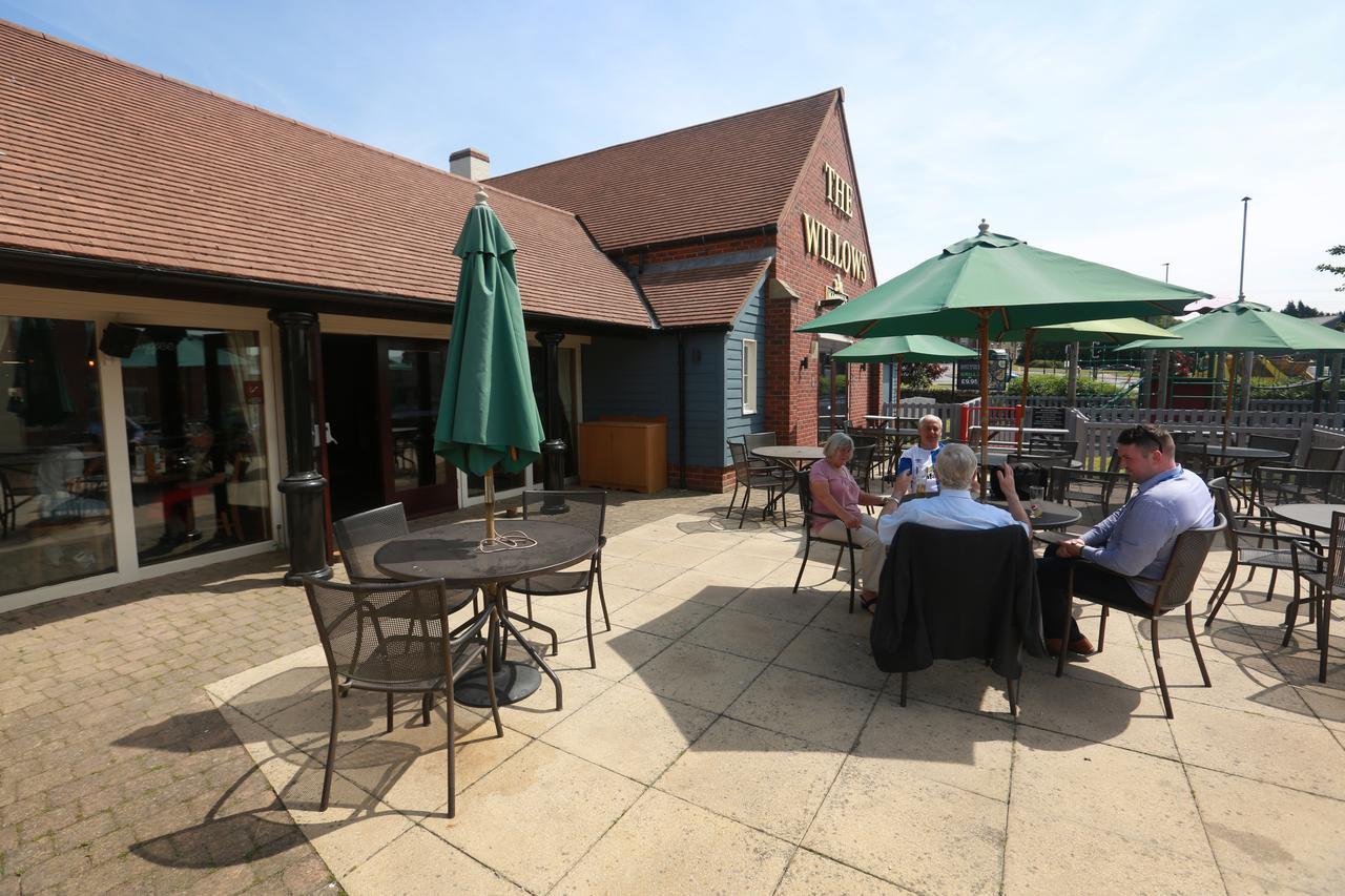 Willows, Blackburn By Marston'S Inn Экстерьер фото