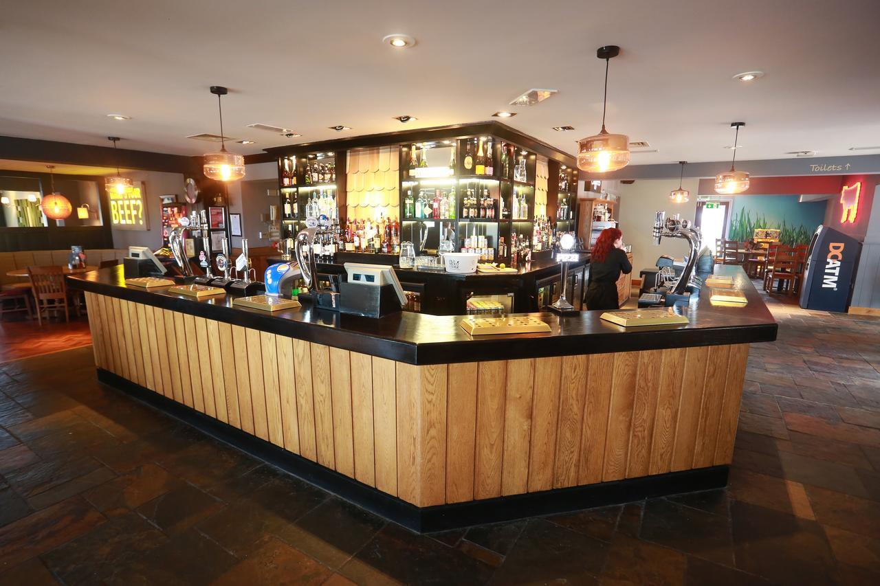 Willows, Blackburn By Marston'S Inn Экстерьер фото