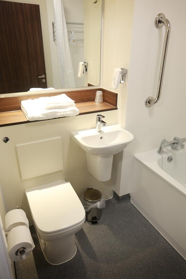Willows, Blackburn By Marston'S Inn Экстерьер фото